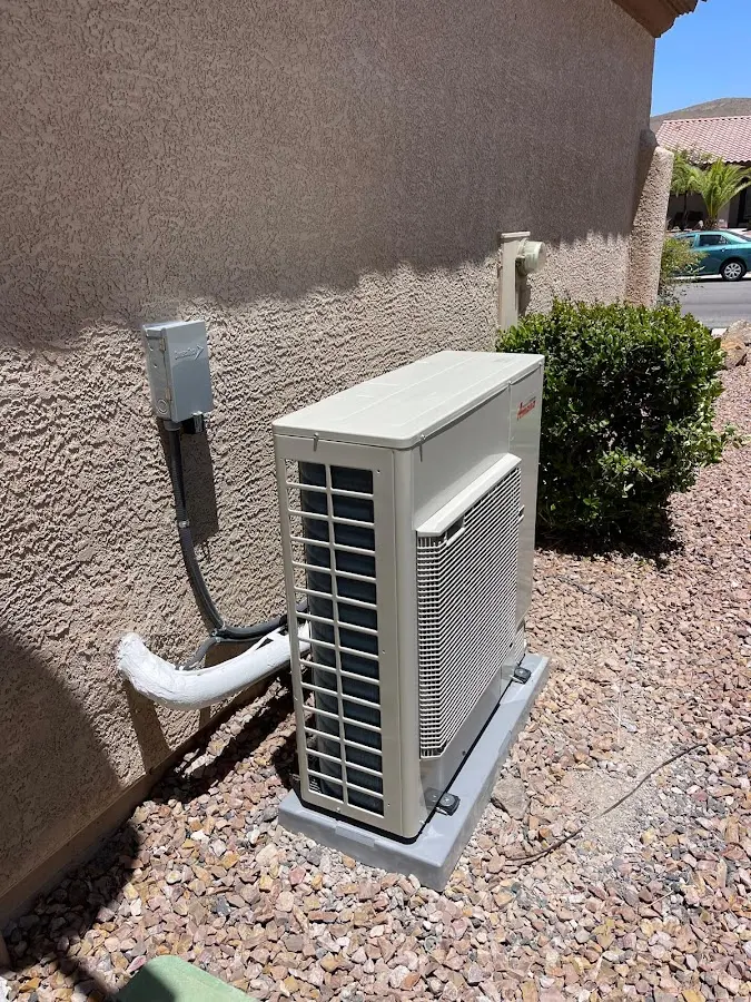 Residential air conditioning condenser unit in Marianna